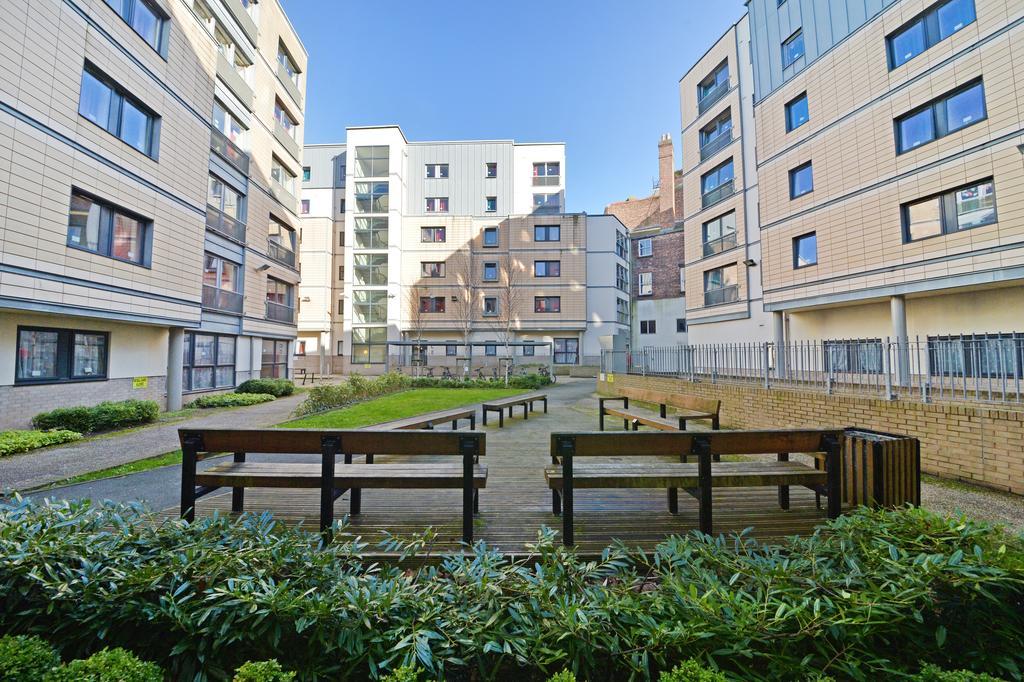 Albert Court Liverpool Exterior foto